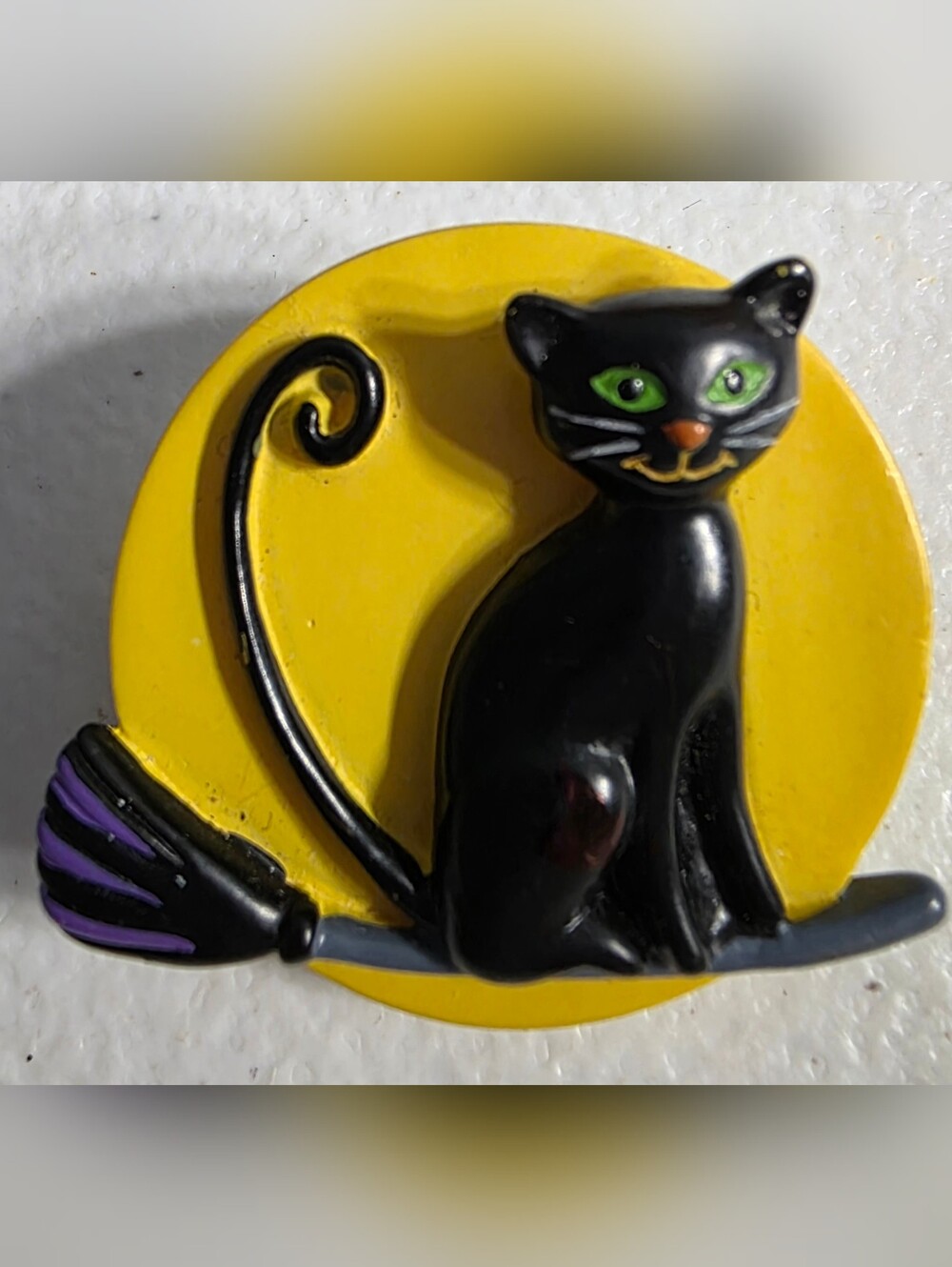 Vintage Halloween Black Cat On Witches Broom Yellow Moon Brooch Pin